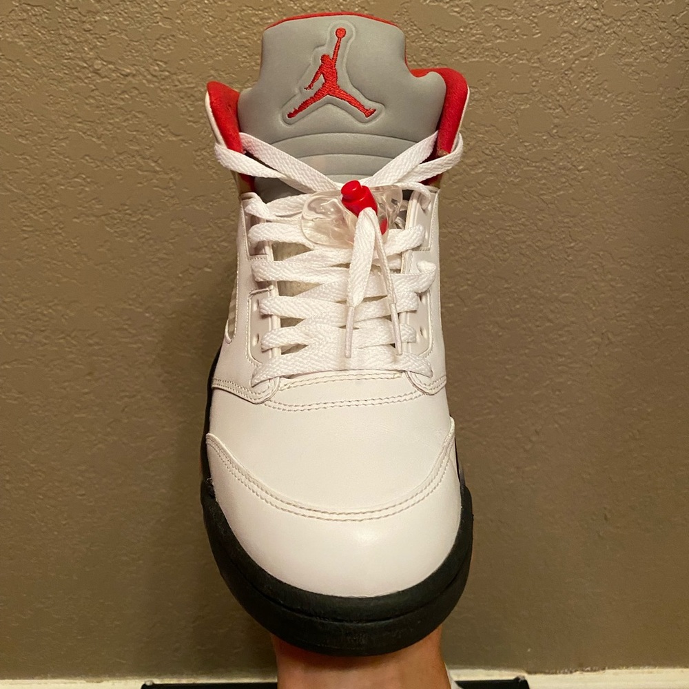 Jordan Retro Fire Red 5 - Picture 8 of 10